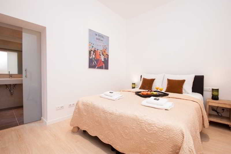 Short Stay Group Gracia Serviced Apartments Barcelona Eksteriør bilde