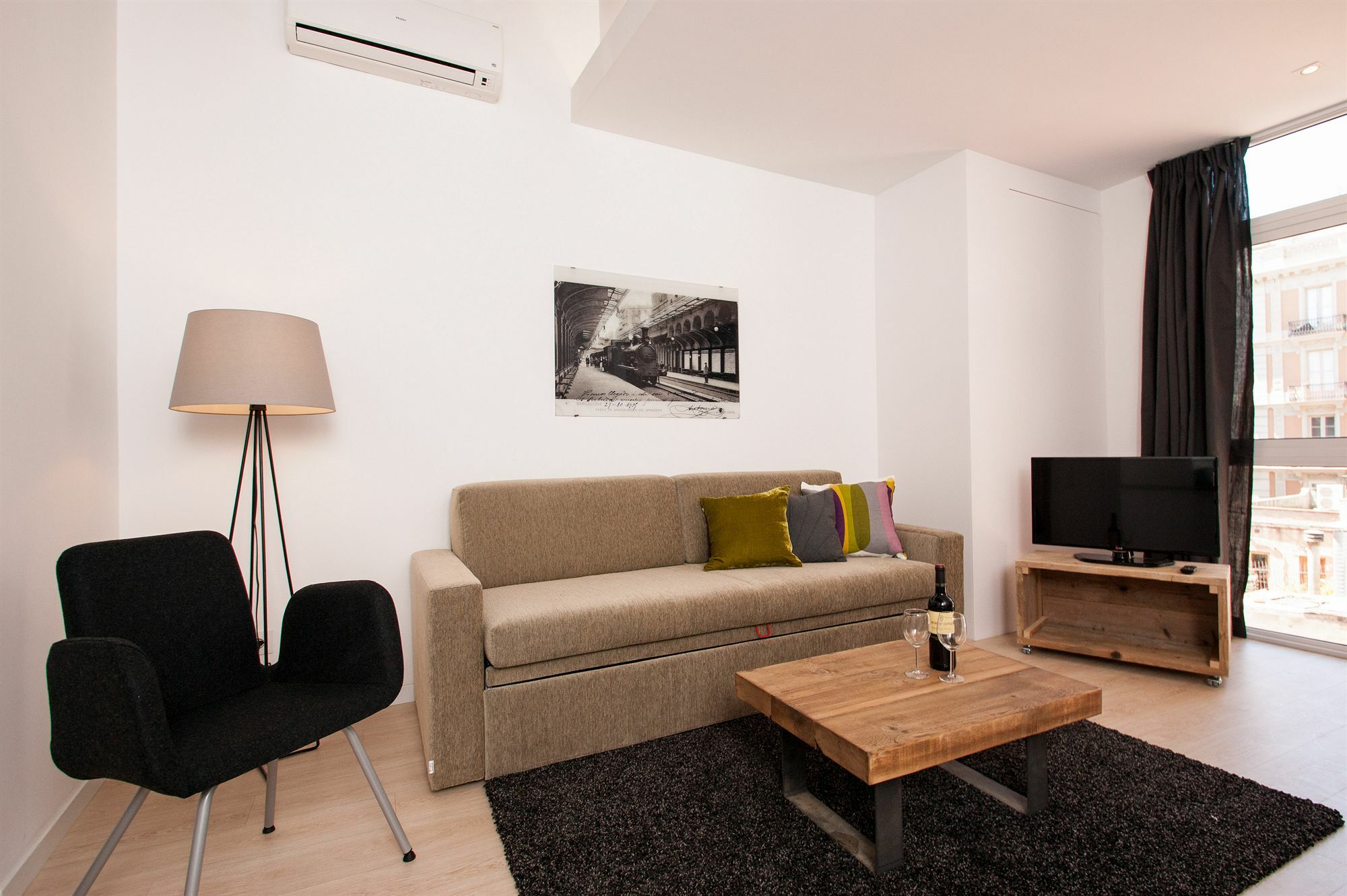 Short Stay Group Gracia Serviced Apartments Barcelona Eksteriør bilde